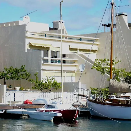 Marina Duplex 4 Couchages, Terrasse Et Solarium, Clim, Wifi, Parking, Port Camargue - Fr-1-250-217 * Le Grau-du-Roi