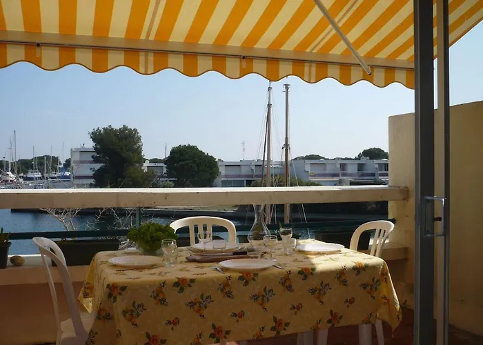 Marina Duplex 4 Couchages, Terrasse Et Solarium, Clim, Wifi, Parking, Port Camargue - Fr-1-250-217 Apartment Le Grau-du-Roi