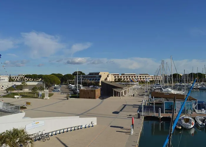 Marina Duplex 4 Couchages, Terrasse Et Solarium, Clim, Wifi, Parking, Port Camargue - Fr-1-250-217 * Le Grau-du-Roi